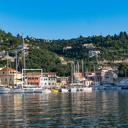 Paxos Fairytales House 1 דירה *