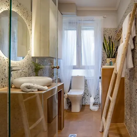 Apartment Paxos Fairytales House 1 *